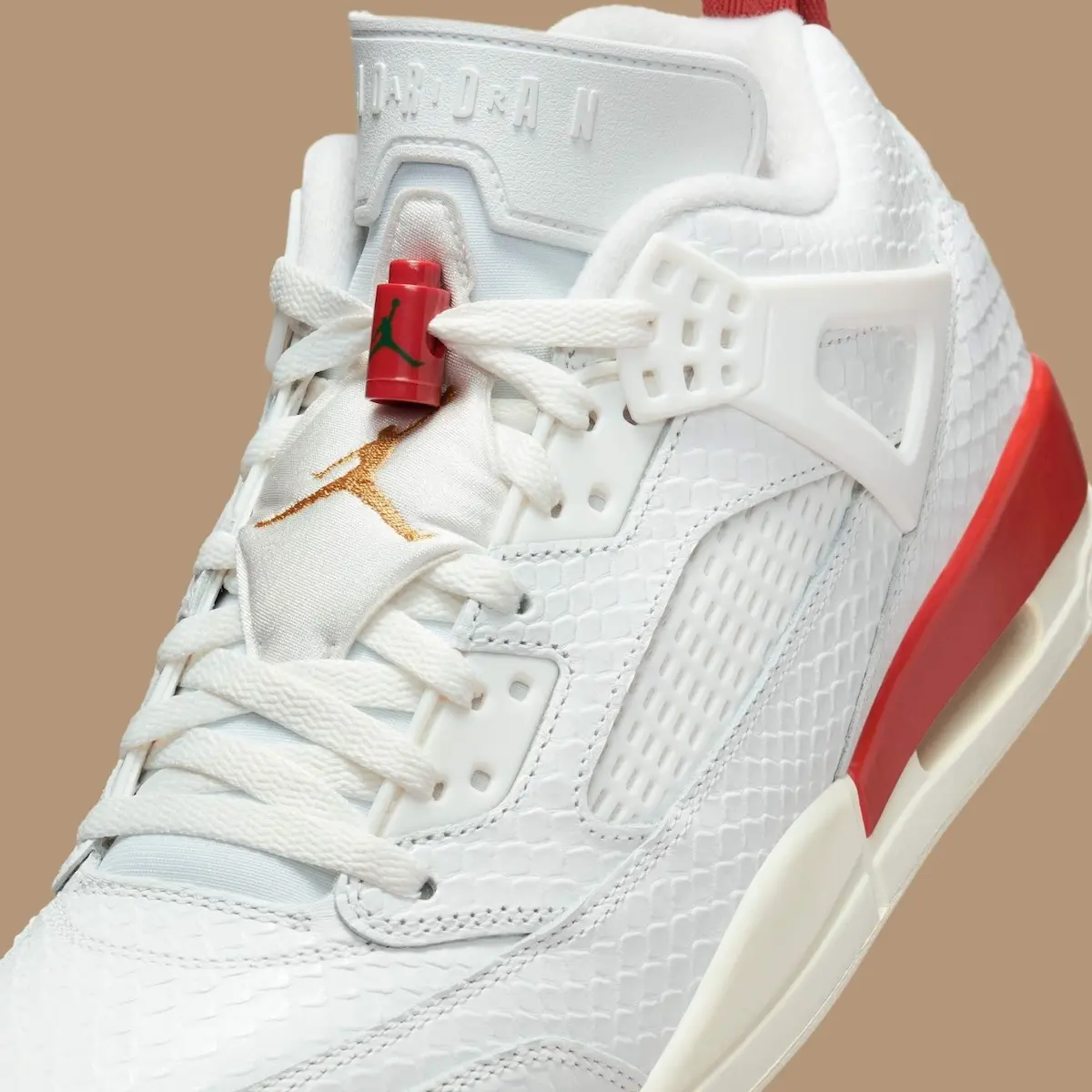 Jordan Spizike Low El Vuelo 5 La Jordan Spizike Low « El Vuelo » prend son envol