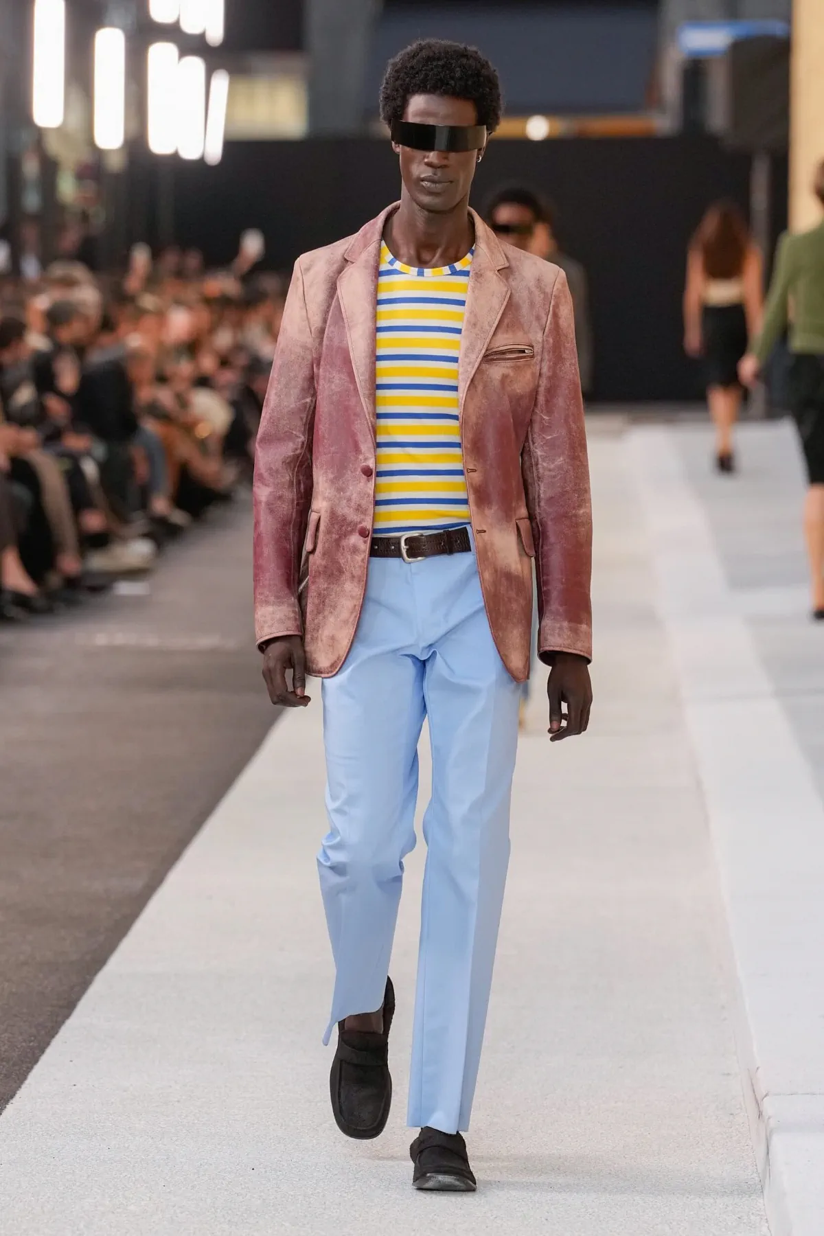 MM6 Maison Margiela printemps 2026 : un vestiaire masculin insolent et direct