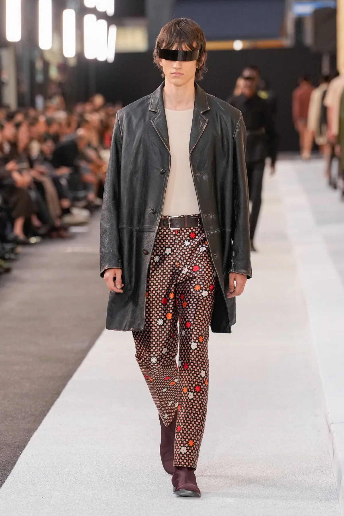 MM6 Maison Margiela printemps 2026 : un vestiaire masculin insolent et direct