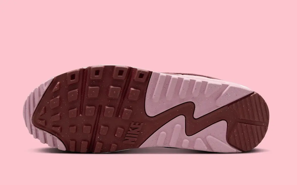 Nike Air Max 90 Neapolitan 5 La Nike Air Max 90 « Neapolitan » transforme vos pieds en dessert glacé pour le printemps 2025