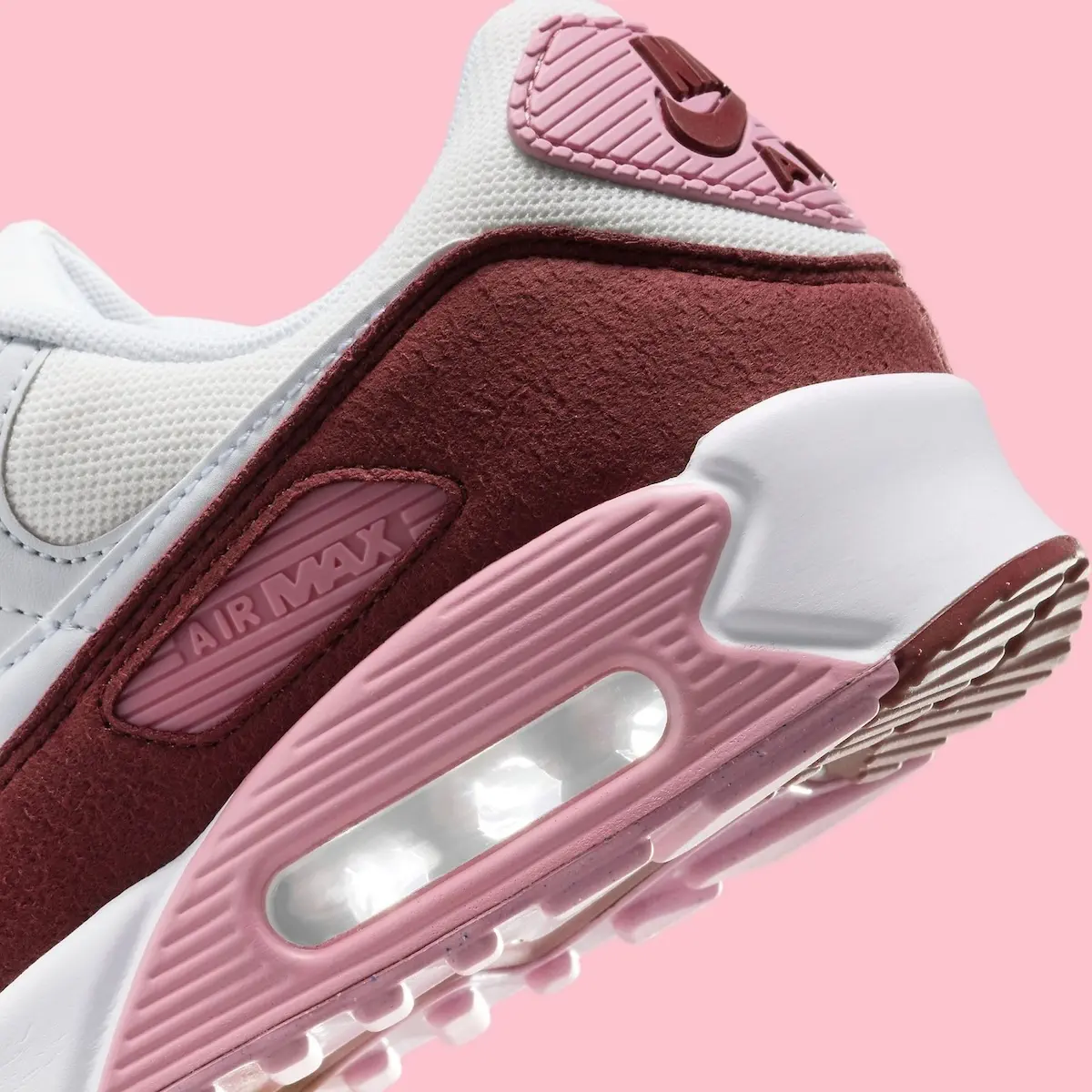 Nike Air Max 90 Neapolitan 7 La Nike Air Max 90 « Neapolitan » transforme vos pieds en dessert glacé pour le printemps 2025