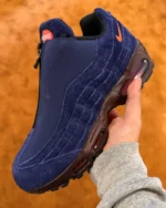 La Nike Air Max 95 Zip « Navy/Red » fait son retour pour séduire une nouvelle génération de passionnés
