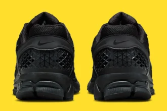 La Nike Zoom Vomero 5 « All-Black Reflective » illumine les rues grâce à sa technologie réfléchissante