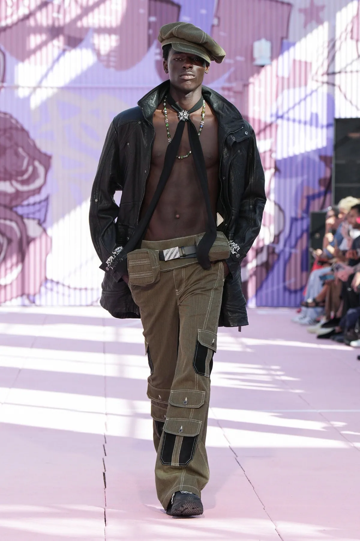 La collection Off-White Printemps 2026 révèle une nouvelle vision du streetwear masculin