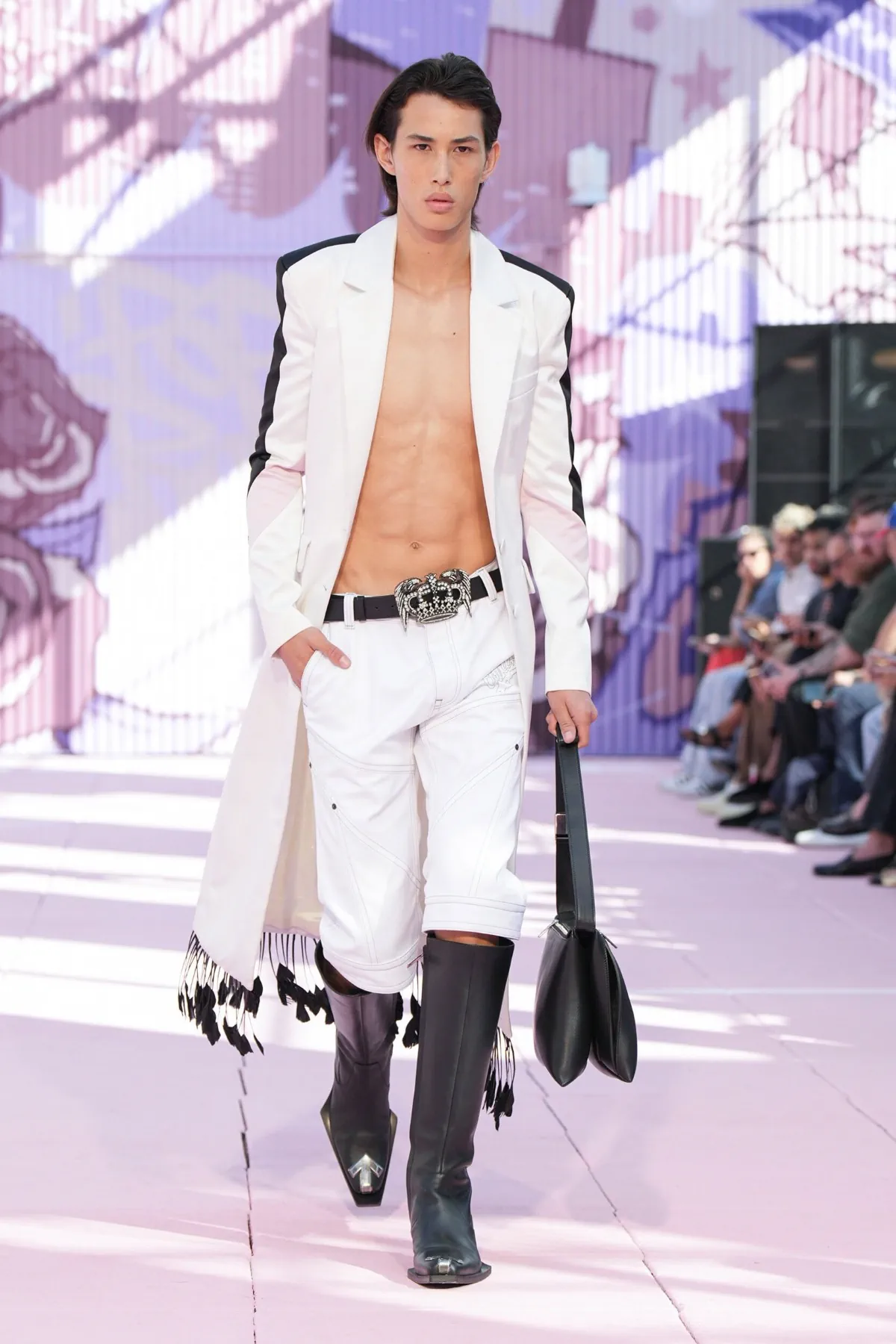 La collection Off-White Printemps 2026 révèle une nouvelle vision du streetwear masculin