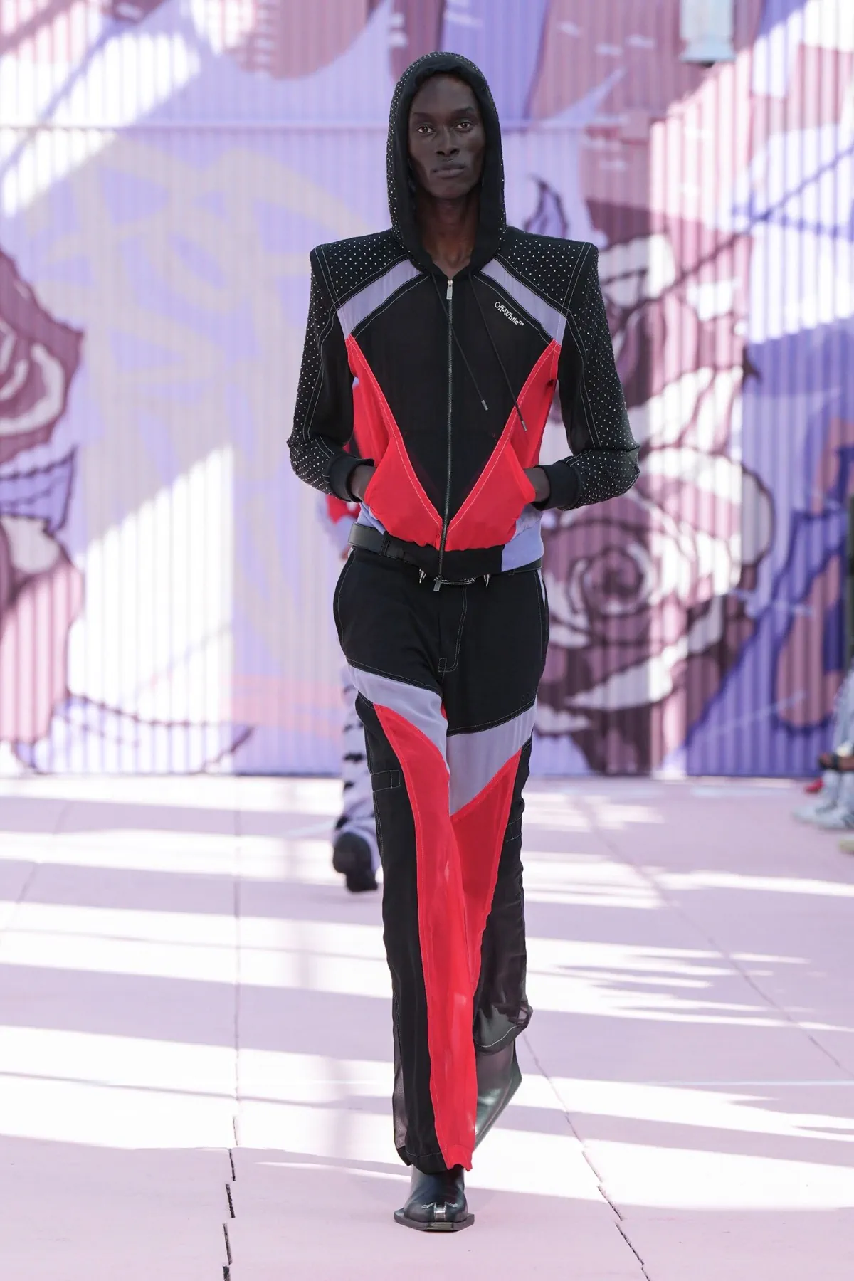 Off White Spring Summer 2026 New York Fashion Week 3 La collection Off-White Printemps 2026 révèle une nouvelle vision du streetwear masculin