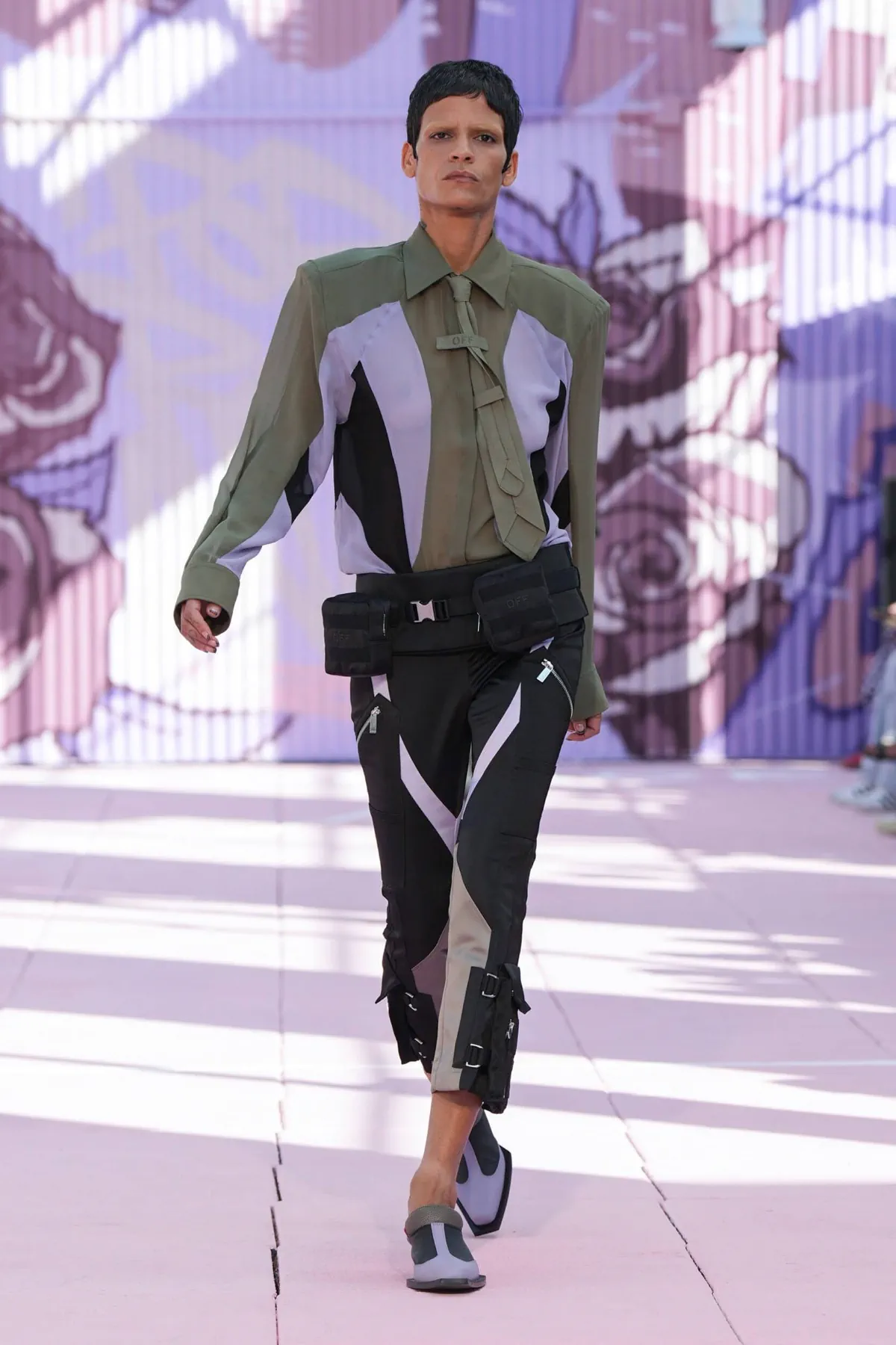 La collection Off-White Printemps 2026 révèle une nouvelle vision du streetwear masculin