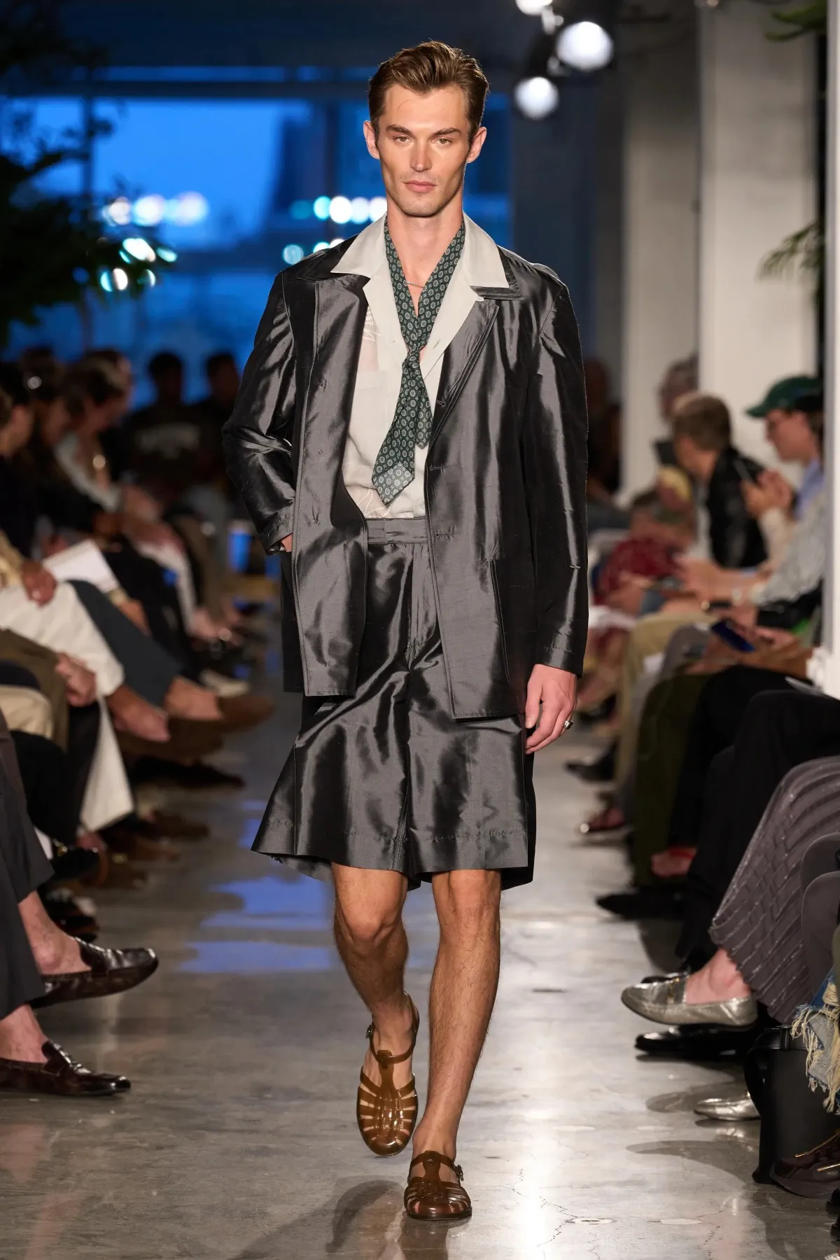 La collection Todd Snyder printemps 2026 transporte la mode masculine à La Havane nostalgique