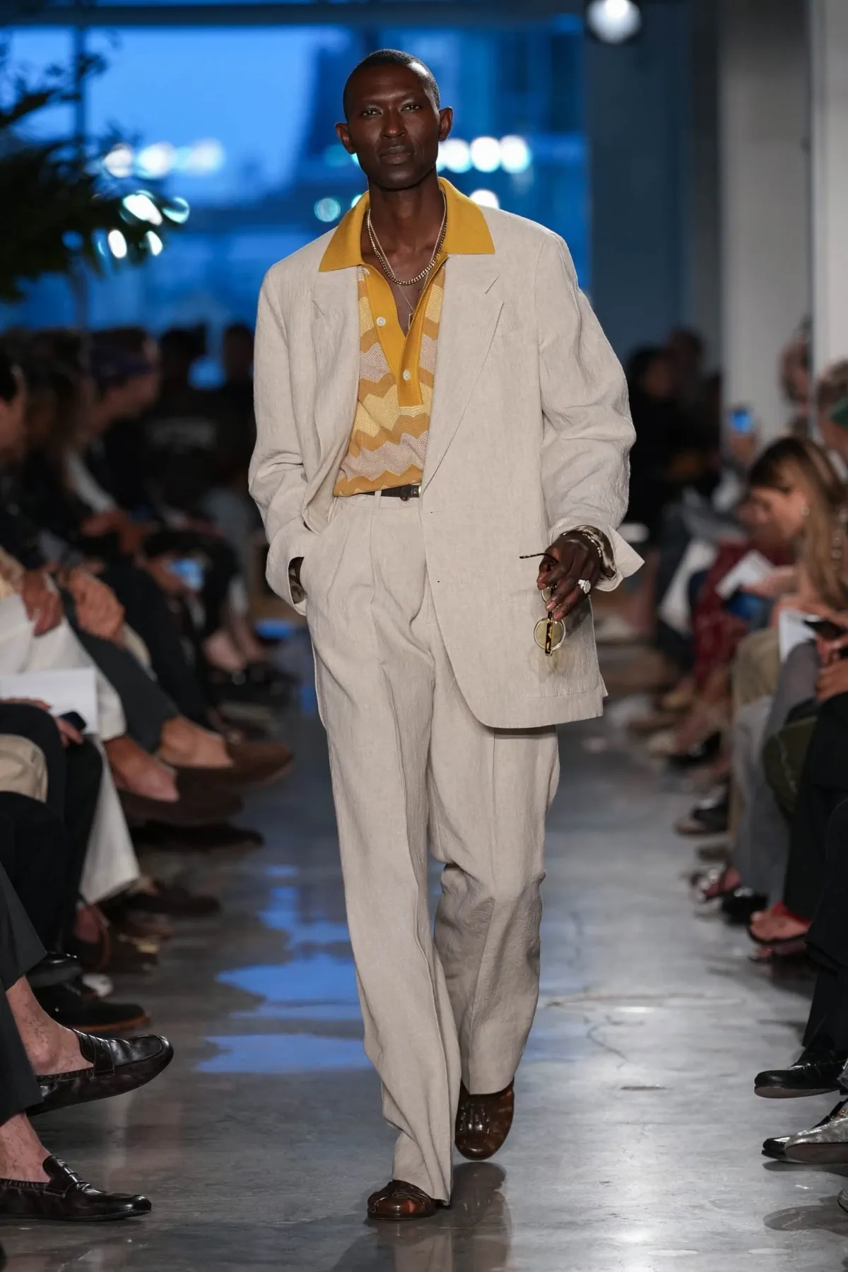 La collection Todd Snyder printemps 2026 transporte la mode masculine à La Havane nostalgique