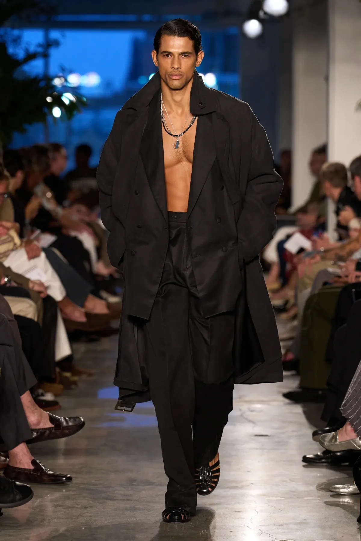 La collection Todd Snyder printemps 2026 transporte la mode masculine à La Havane nostalgique