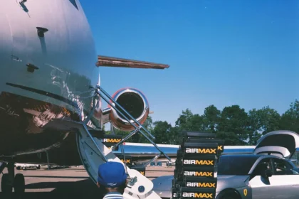 Steven Victor présente sa VICTOR VICTOR x Nike Air Max DN8 dans un teaser spatial qui enflamme la toile