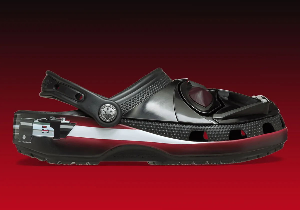 Crocs x Star Wars Dark Vador 3 Les Crocs x Star Wars débarquent avec une nouvelle collection