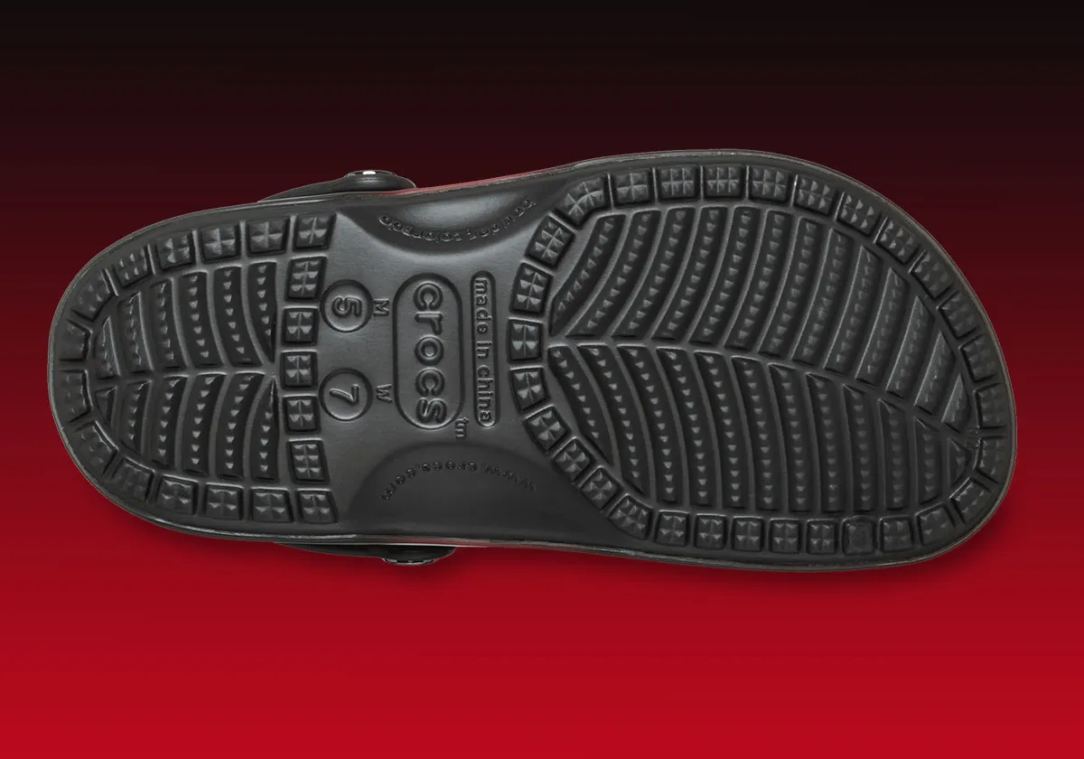 Crocs x Star Wars Dark Vador 5 Les Crocs x Star Wars débarquent avec une nouvelle collection