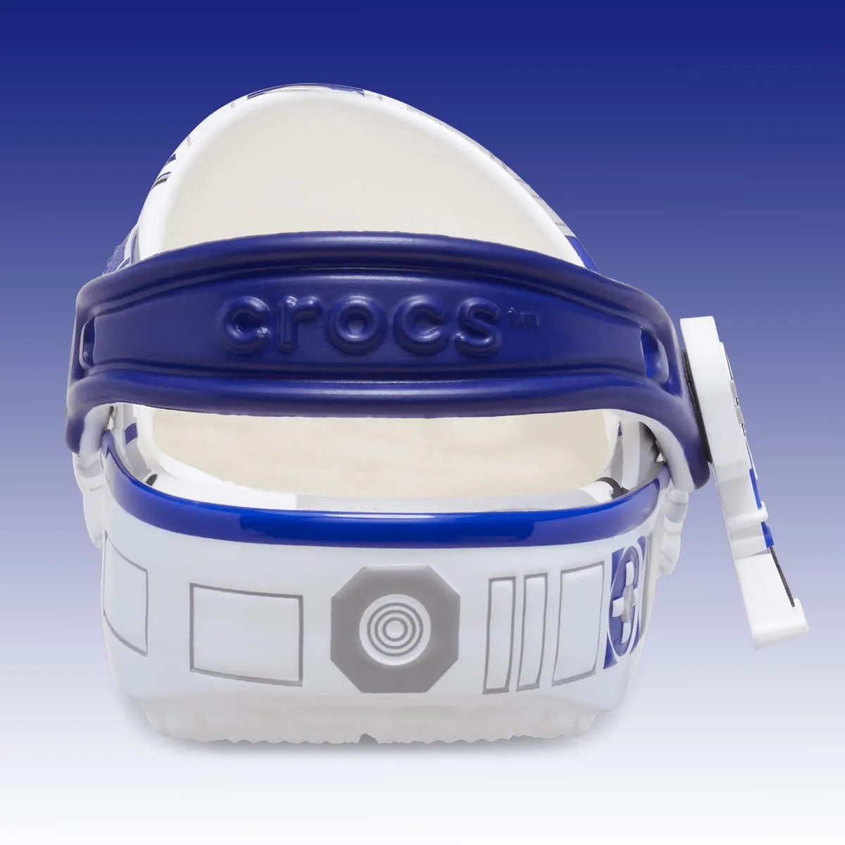 Crocs x Star Wars R2D2 4 Les Crocs x Star Wars débarquent avec une nouvelle collection