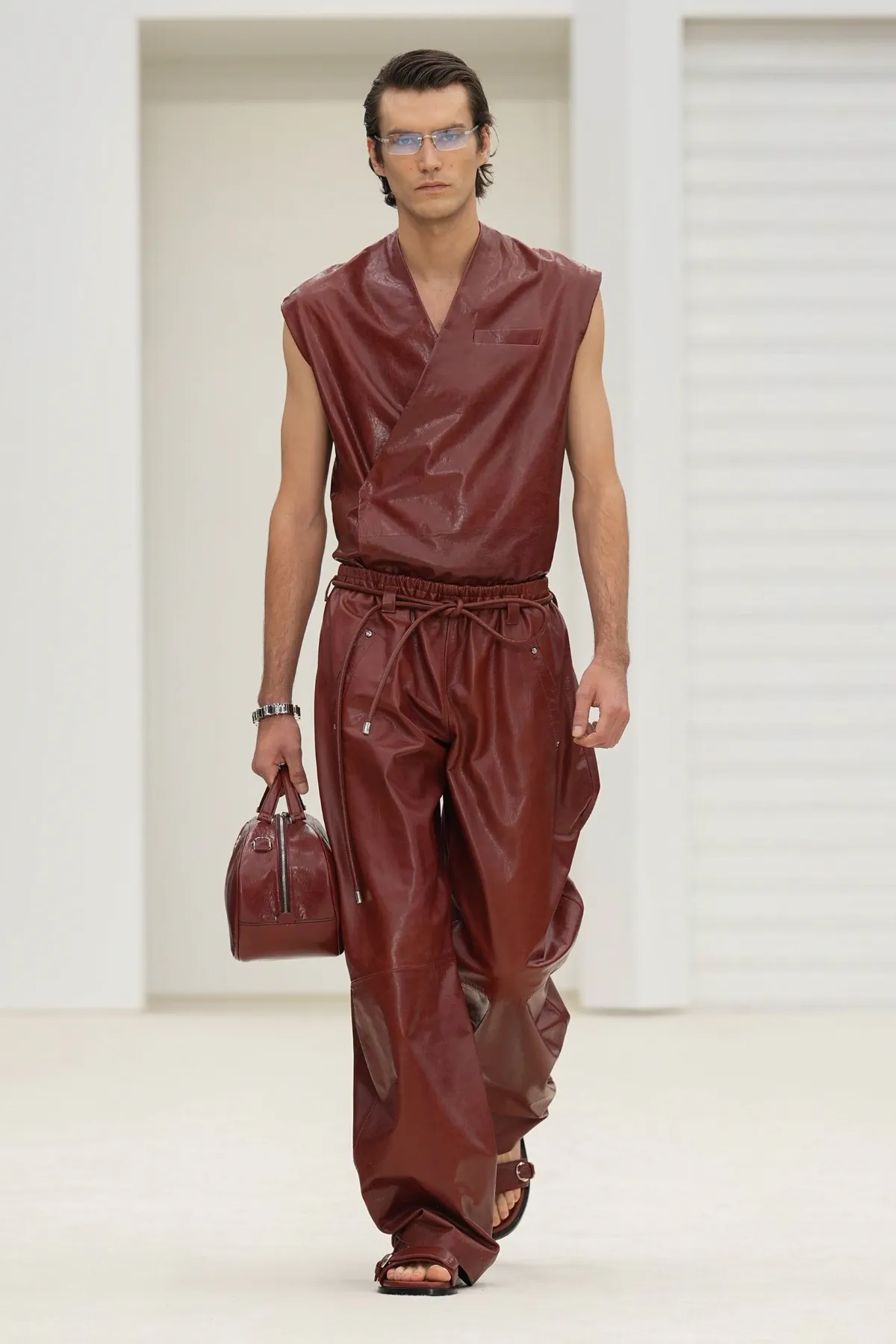 La collection Ferrari printemps 2026 dévoile une élégance épurée