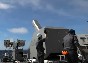 Japon Tir reel de railgun 0 ATLA publie quatre images des essais du railgun sur le JS Asuka