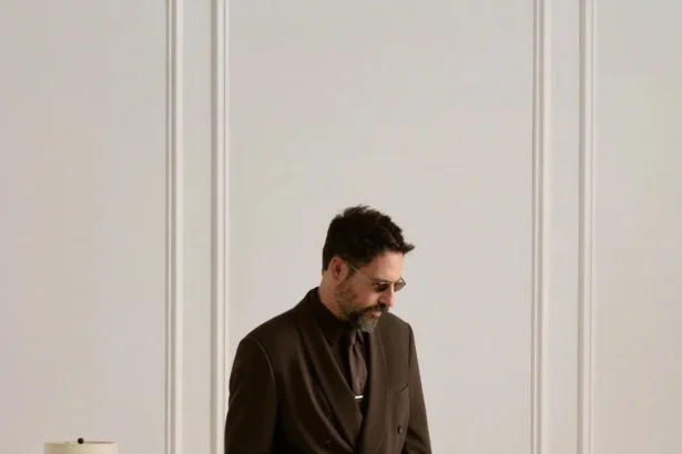 La collection Kith Printemps 2026 révèle un Ronnie Fieg plus posé, sans jamais renoncer à son instinct