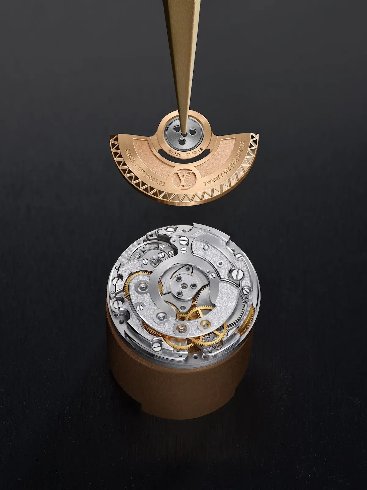 Louis Vuitton Monterey 6 La Louis Vuitton Monterey fait revivre une icône horlogère de 1988