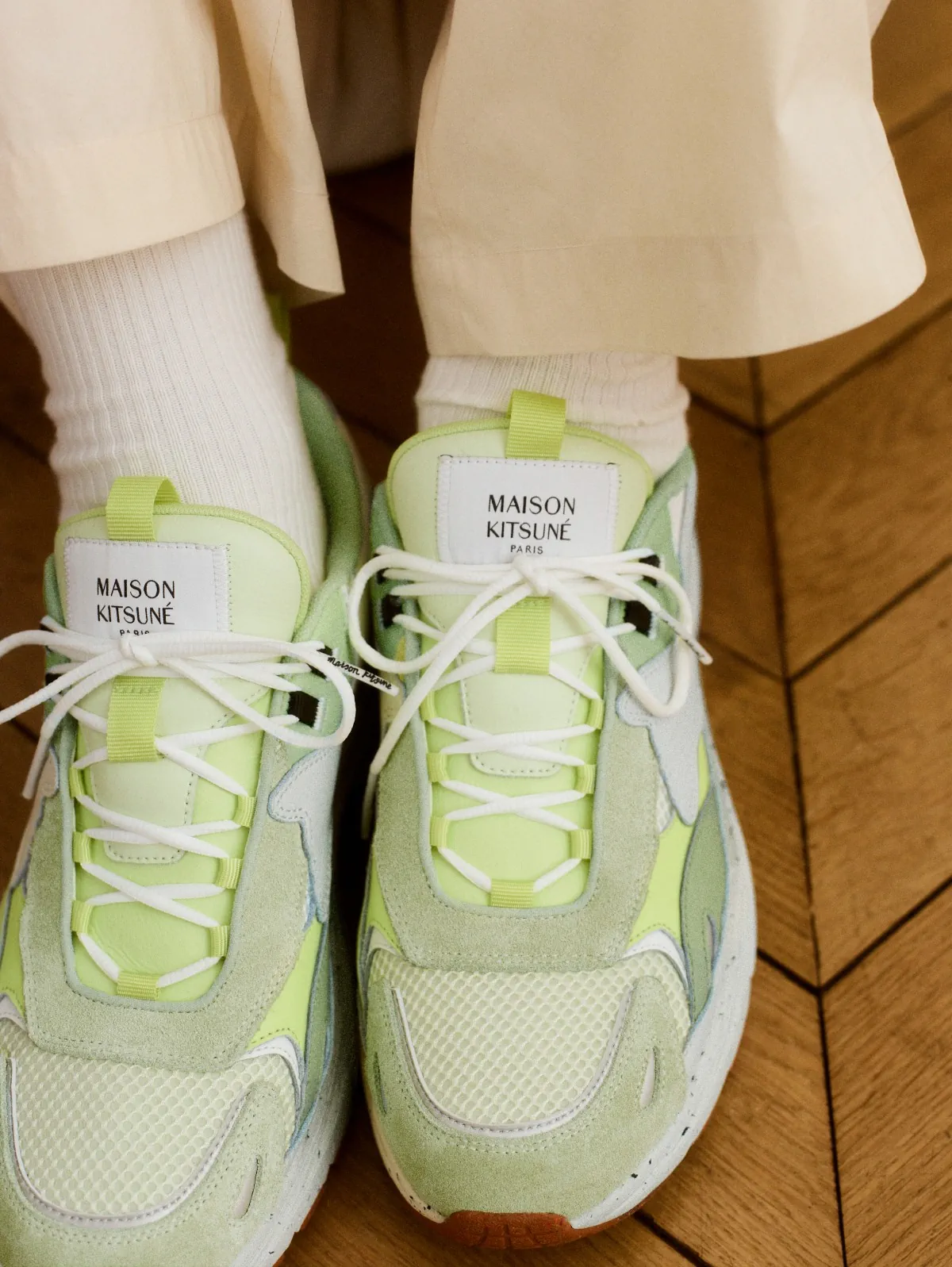 Abigail Smiley-Smith signe sa première collection Maison Kitsuné printemps 2026