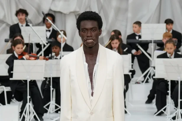 La collection Maison Margiela printemps 2026 marque un retour aux fondamentaux