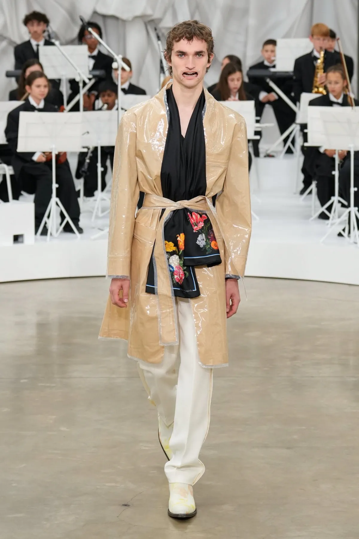 La collection Maison Margiela printemps 2026 marque un retour aux fondamentaux