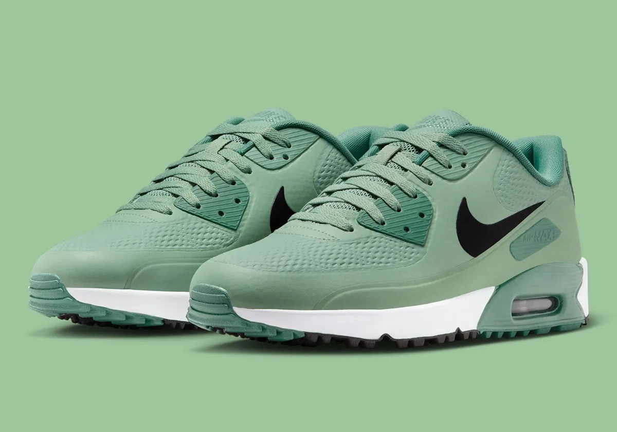 Nike Air Max 90 Golf Silver Pine 1 La Nike Air Max 90 Golf « Silver Pine » clôture l'année en beauté