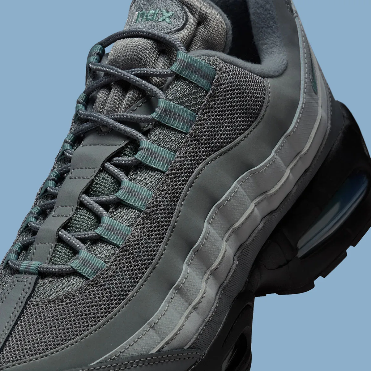 La Nike Air Max 95 « Cannon » débarque pour célébrer l'hiver 2025