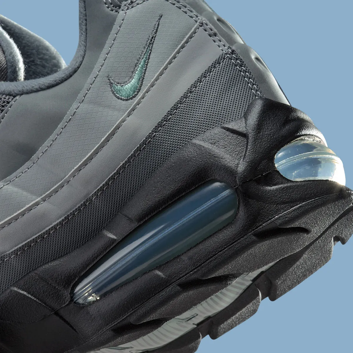 La Nike Air Max 95 « Cannon » débarque pour célébrer l'hiver 2025