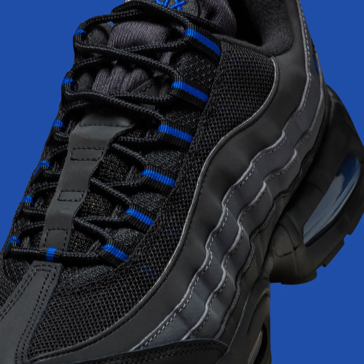 Nike Air Max 95 Game Royal 6 La Nike Air Max 95 « Game Royal » arrive pour étoffer la collection automnale