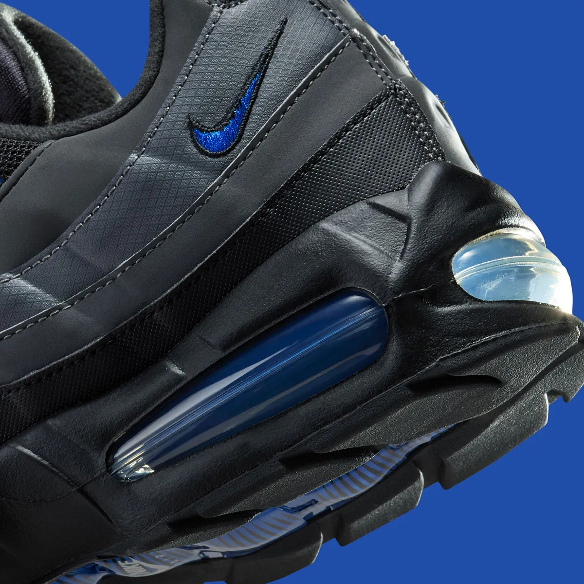 Nike Air Max 95 Game Royal 7 La Nike Air Max 95 « Game Royal » arrive pour étoffer la collection automnale