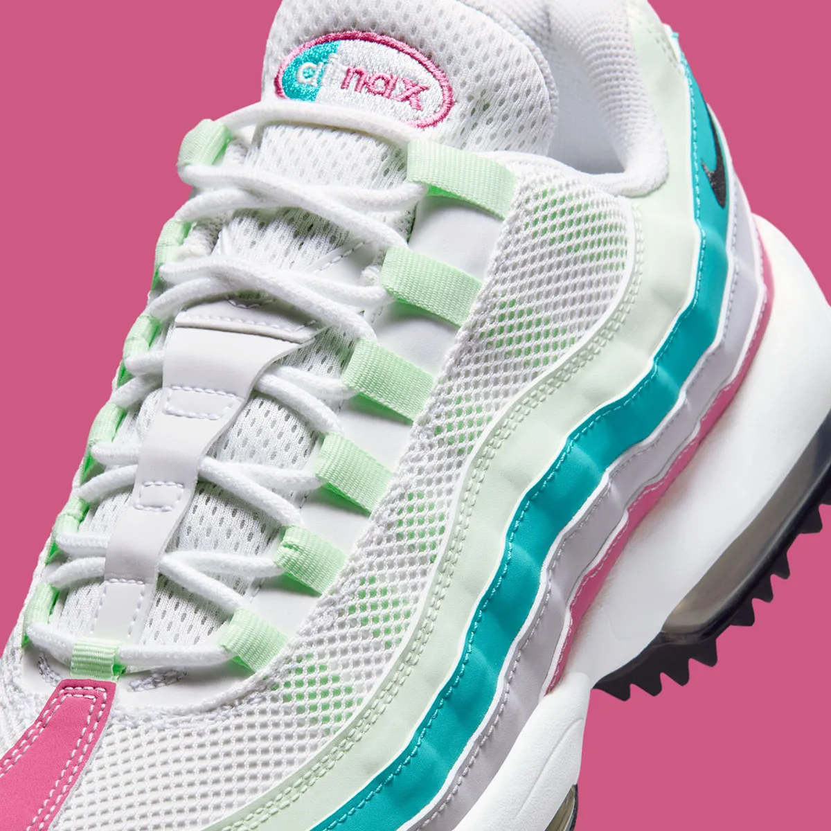 Nike Air Max 95 Golf Peony 4 La Nike Air Max 95 Golf « Peony » fera son entrée sur le green en 2026 avec une allure qui ne passera pas inaperçue