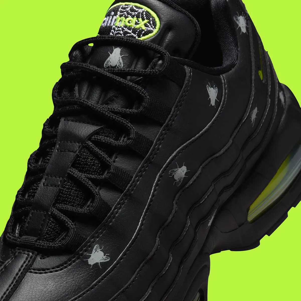 Nike Air Max 95 Houseflies 7 Les Nike Air Max 95 « Houseflies » transforment Halloween en cauchemar réfléchissant