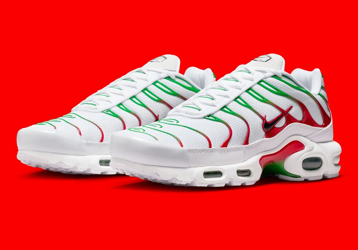 Nike Air Max Plus Kelly Green 1 La Nike Air Max Plus « Kelly Green » débarque avec ses couleurs de drapeau