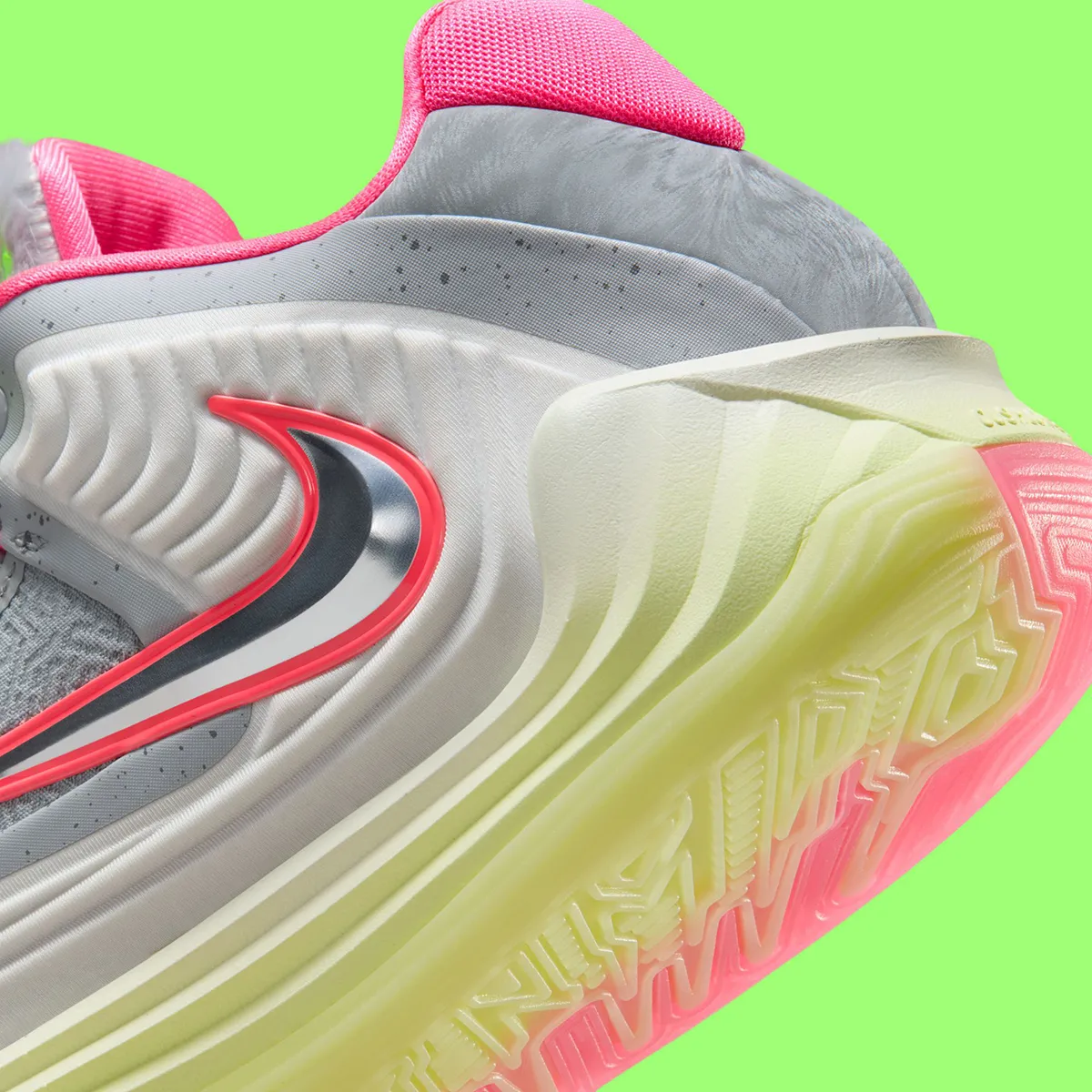 La Nike Giannis Freak 7 « Shapeshift » transforme Halloween en terrain de jeu pour sneakerheads