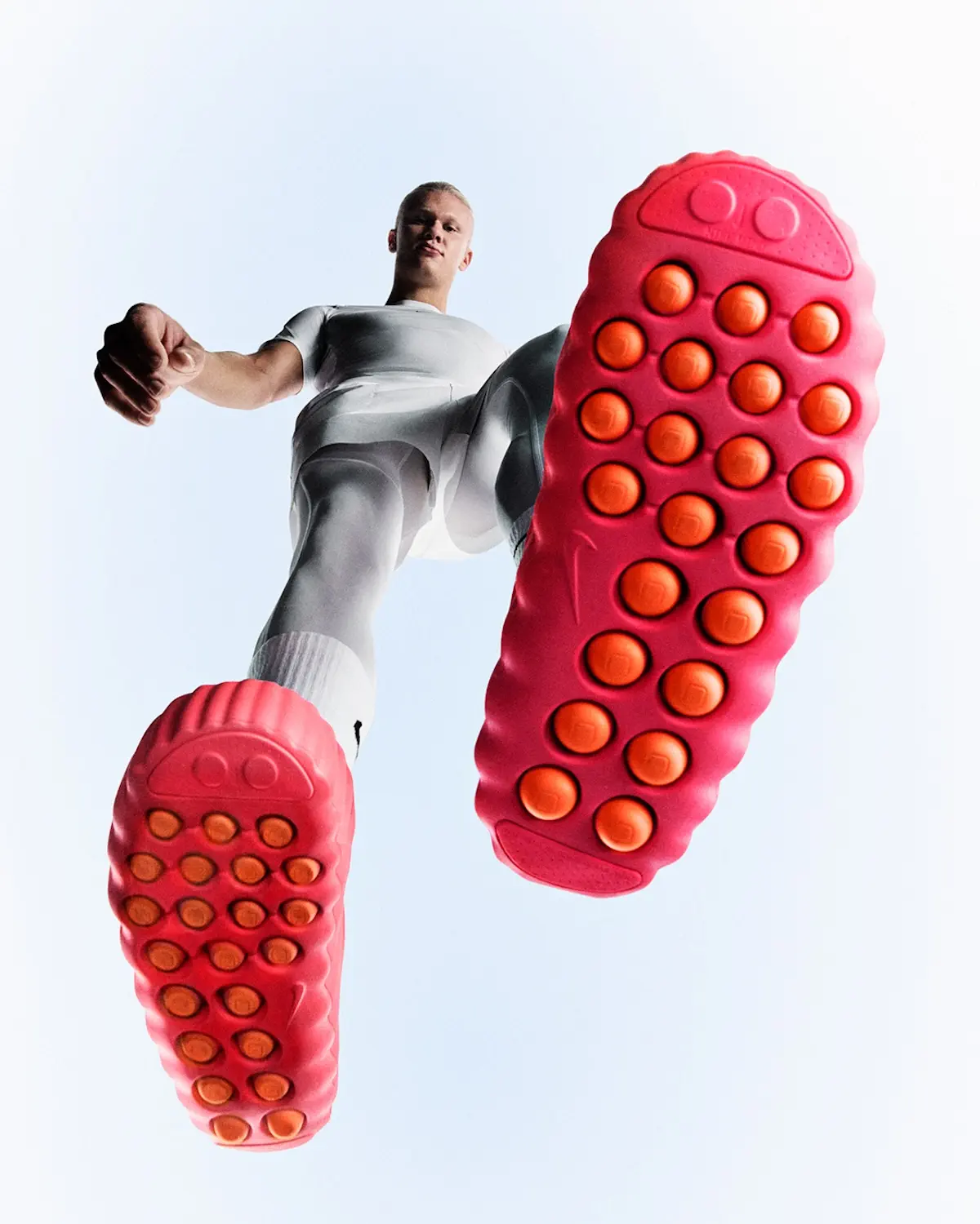 Nike Mind 001 Nike Mind 002 1 Nike lance les Mind 001 et Mind 002, des chaussures basées sur les neurosciences qui visent à améliorer la concentration et le calme