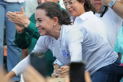 María Corina Machado remporte le prix Nobel de la paix 2025