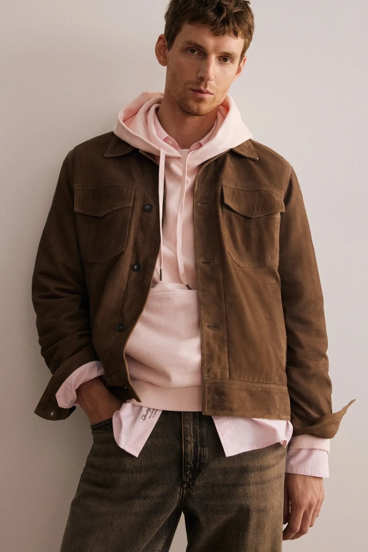 La collection pré-automne 2026 de Rag & Bone revisite la garde-robe prep new-yorkaise