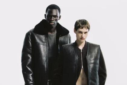 Pour cet automne, la collaboration Samsøe Samsøe x Schott NYC réinvente la peau lainée