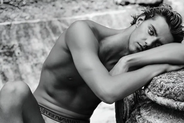 Thomas Ceccon devient le visage Emporio Armani Underwear pour la saison automne-hiver 2025-2026