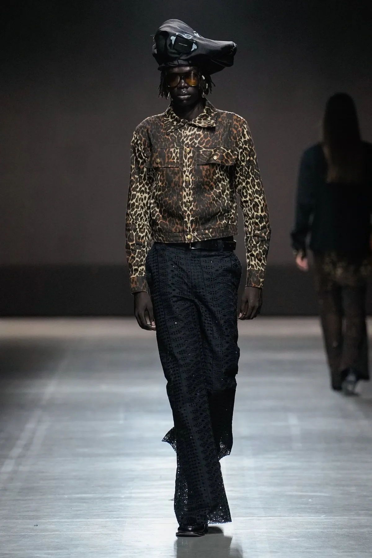 Tokyo James Spring Summer 2026 Milan Fashion Week 2 La collection Tokyo James printemps 2026 affirme que le désordre est la nouvelle élégance
