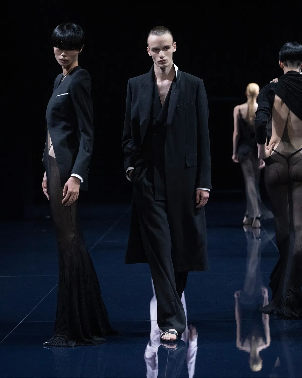 La collection Tom Ford printemps 2026 réinvente la séduction masculine