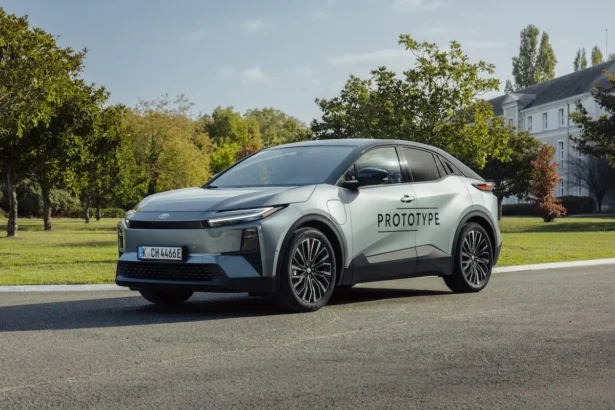 Le Toyota C-HR 100 % électrique marque un tournant pour la marque japonaise