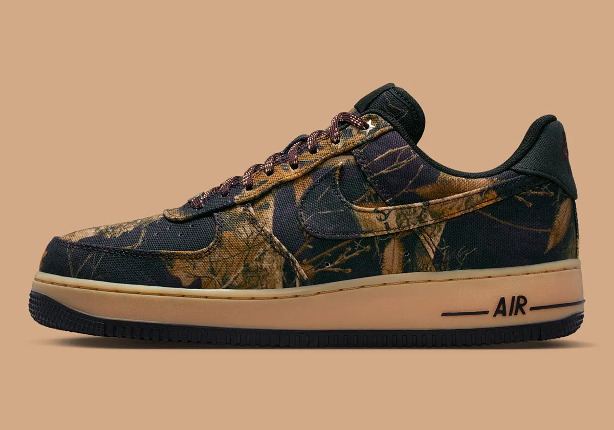 Troisieme Nike Air Force 1 Low Realtree 2 La Nike Air Force 1 Low « Realtree » revient avec une troisième déclinaison très attendue