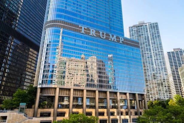 La société de cryptomonnaie de la famille Trump a annoncé un projet pour tokeniser l'immobilier mondial