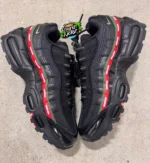 Les premières images de la collaboration UNDEFEATED x Nike Air Max 95 dévoilées