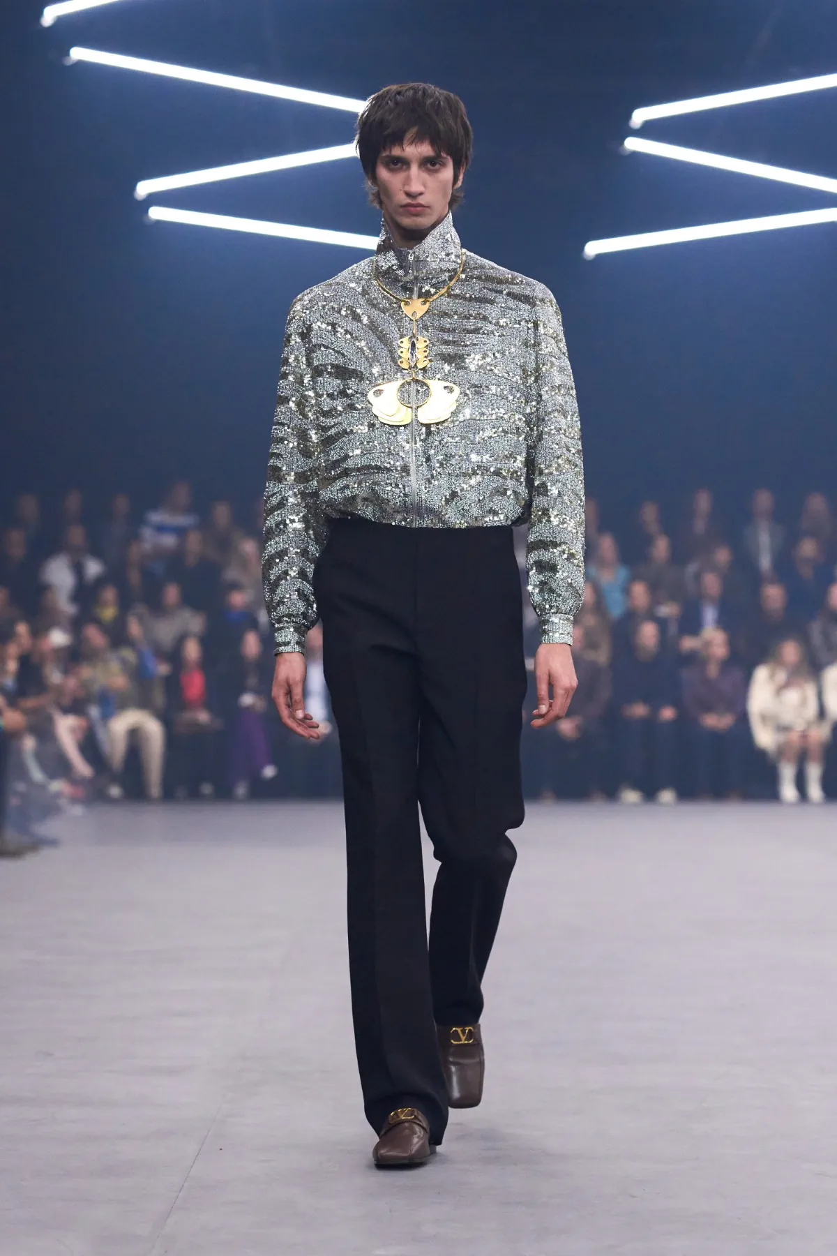 La collection Valentino printemps 2026 : un retour à la lumière