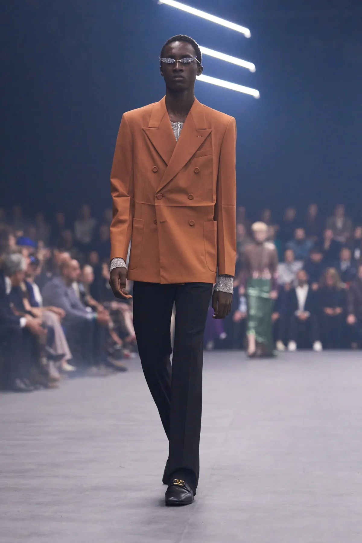 La collection Valentino printemps 2026 : un retour à la lumière