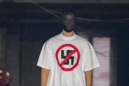 La collection Vêtements printemps 2026 : entre clubwear urbain et tailoring déconstruit