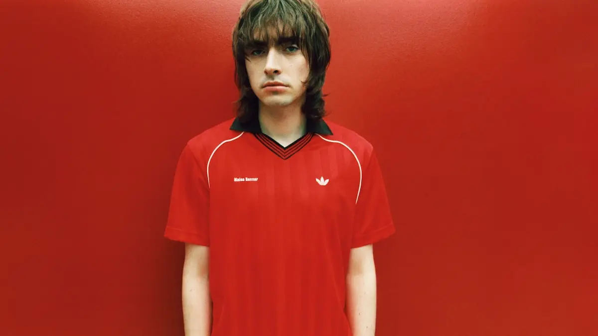 La nouvelle collaboration automne/hiver 2025 d’adidas Originals x Wales Bonner réinvente le sportswear