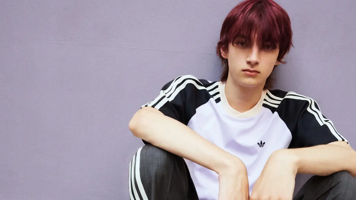 La nouvelle collaboration automne/hiver 2025 d’adidas Originals x Wales Bonner réinvente le sportswear